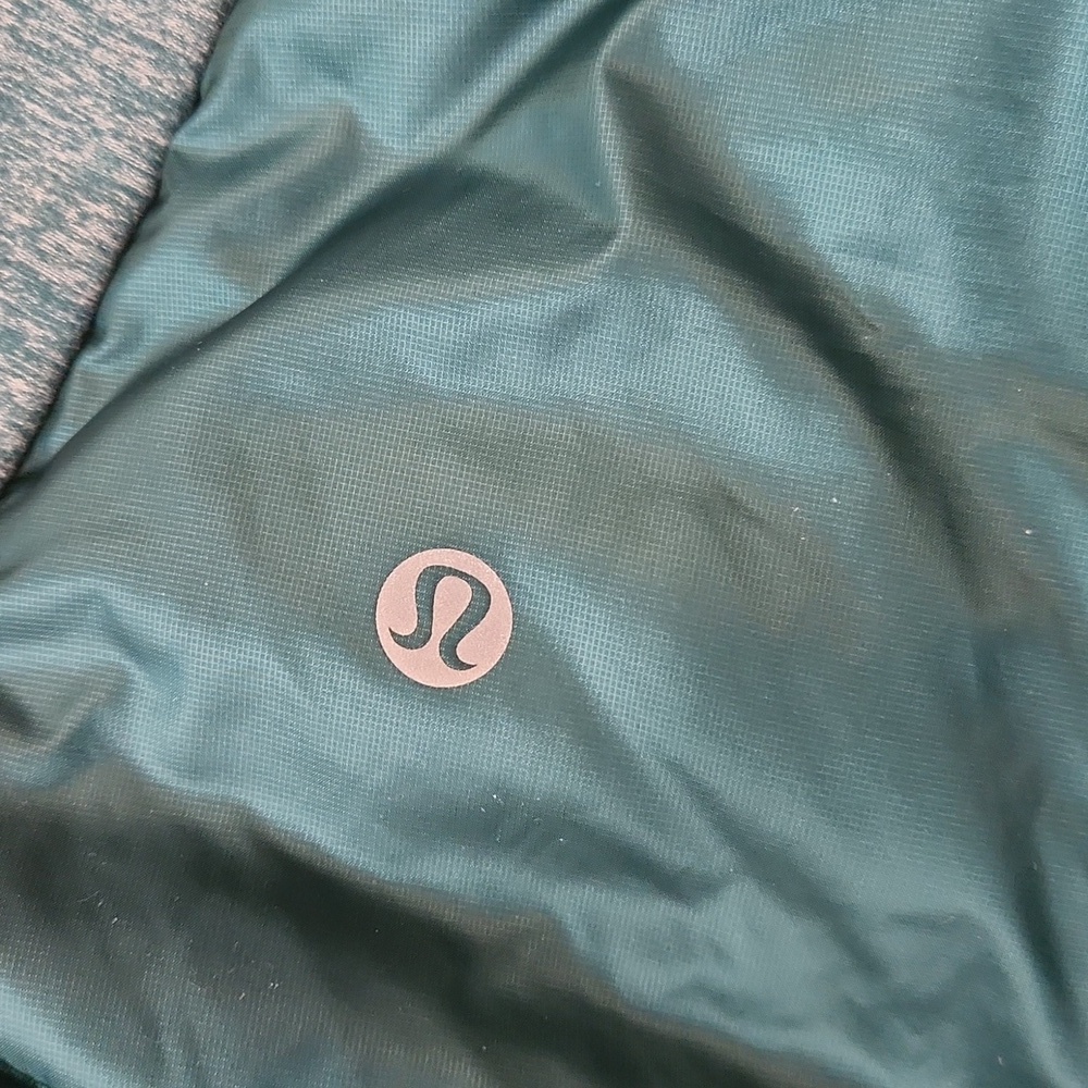Lululemon Down For A Run Vest - Picture 5 of 6